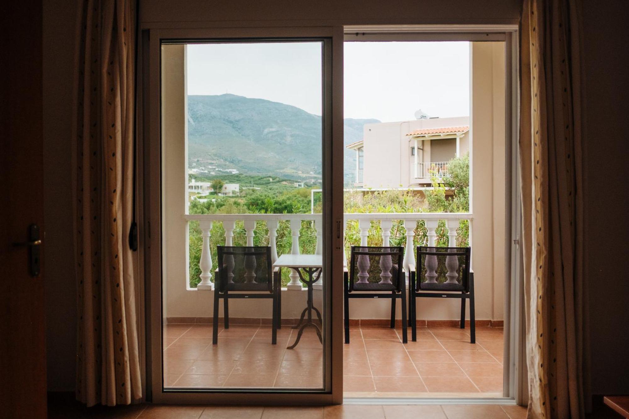 Finikas Apartments Plakias Luaran gambar