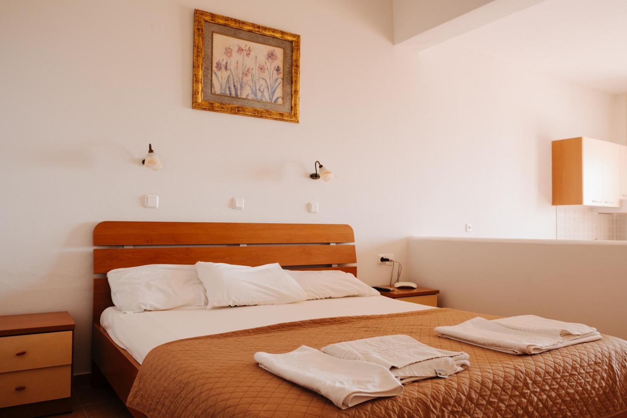 Finikas Apartments Plakias Luaran gambar